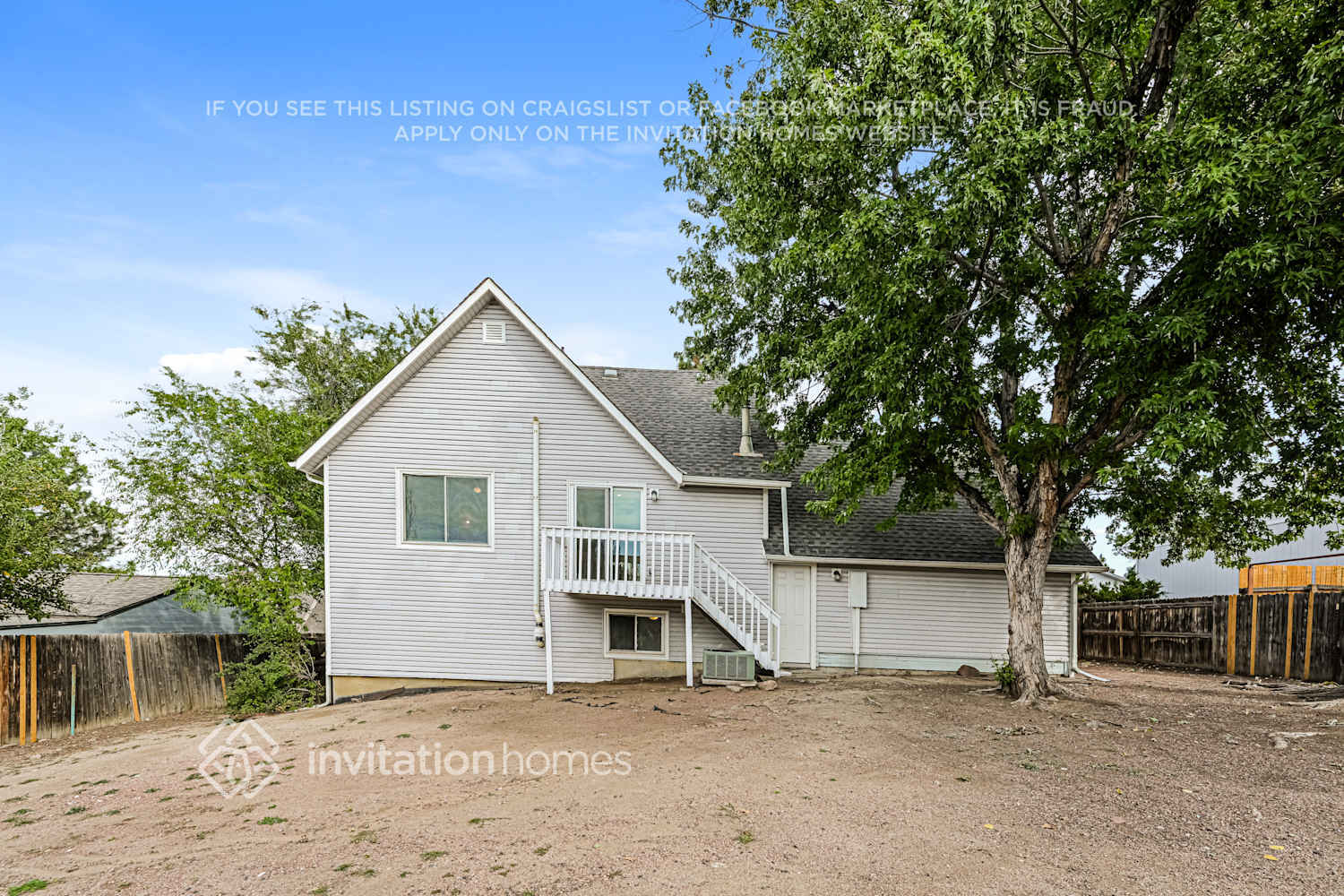 Building Photo - 806 Gigi St