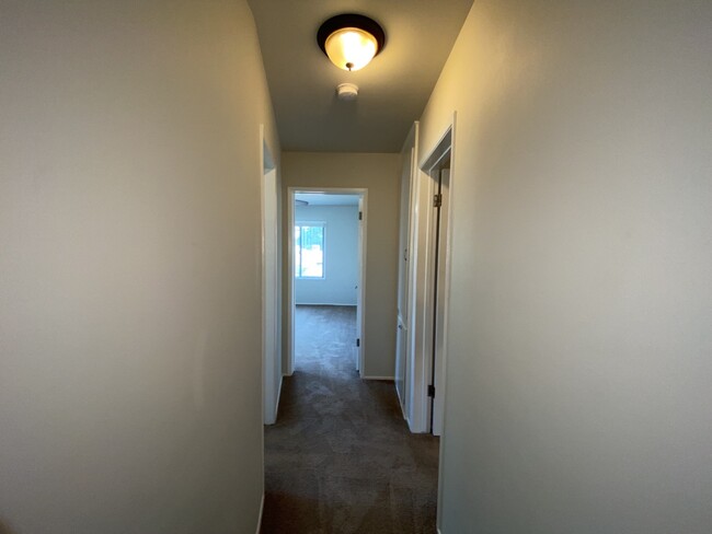 Building Photo - 6263 Vineland Ave