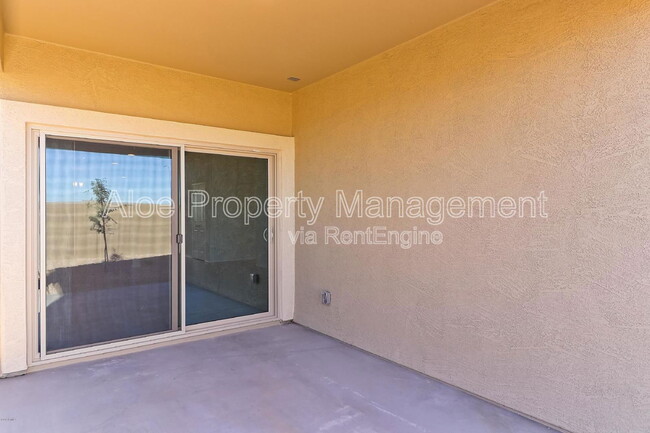 Building Photo - 1246 E Paul Dr