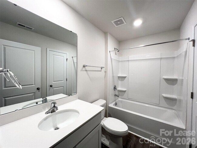 Building Photo - 5915 Faron Wy