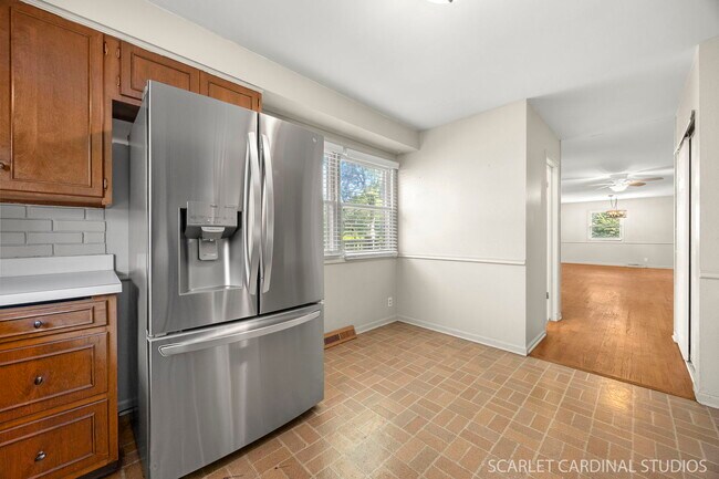 Building Photo - 531 S 13th St