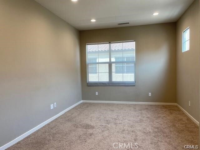 Building Photo - 105 Outwest