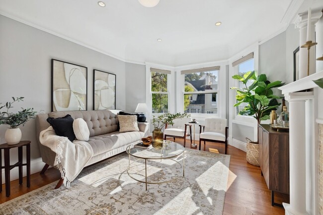 Building Photo - Bernal Heights: Remodeled Unfurnished Top Floor Condo w/ Garage Parking & Shared Yard