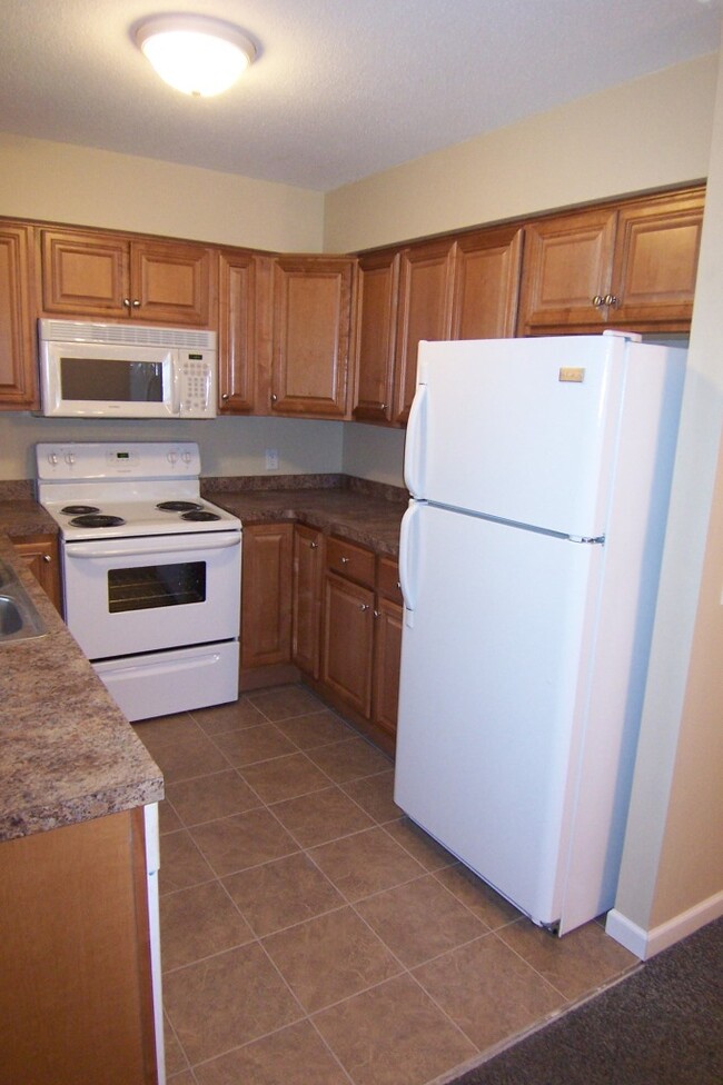 All appliances included - 4773 Lorraine Ave