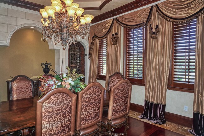 Building Photo - 1363 Oceanview Dr