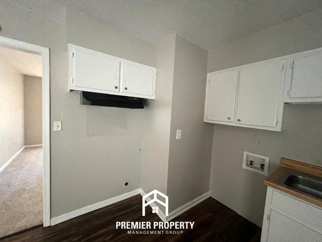 Building Photo - 3373 Elk Point Dr