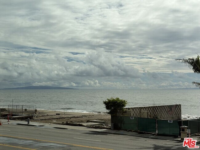 Building Photo - 22041 Pacific Coast Hwy