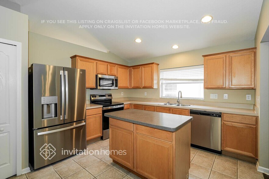 Building Photo - 4315 Marchmont Blvd