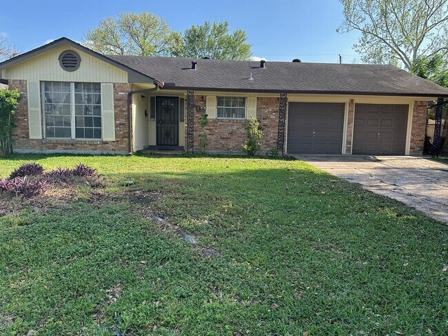 Primary Photo - 6003 Heatherbrook Dr