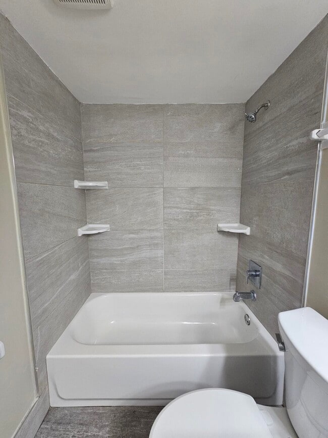 Building Photo - 2050 N Congress Ave