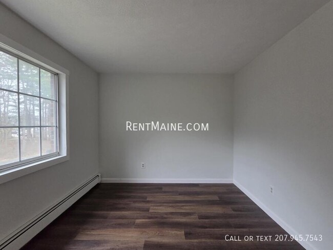 Building Photo - 20 Tall Pines Dr