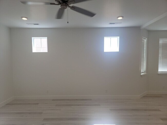 Building Photo - Luxury Living in Desert Color - Stunning 4...