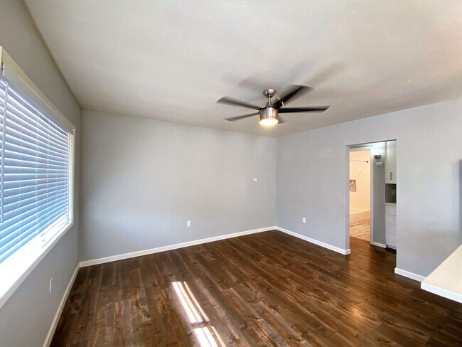 Building Photo - Prime North Park Living – Stylish Upstairs Corner 1-Bedroom!