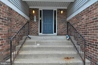 Building Photo - 1307 Clover Valley Way