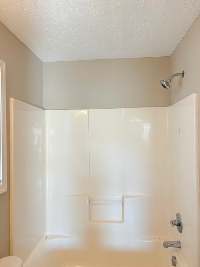 Building Photo - 336 Walnut Creek Dr