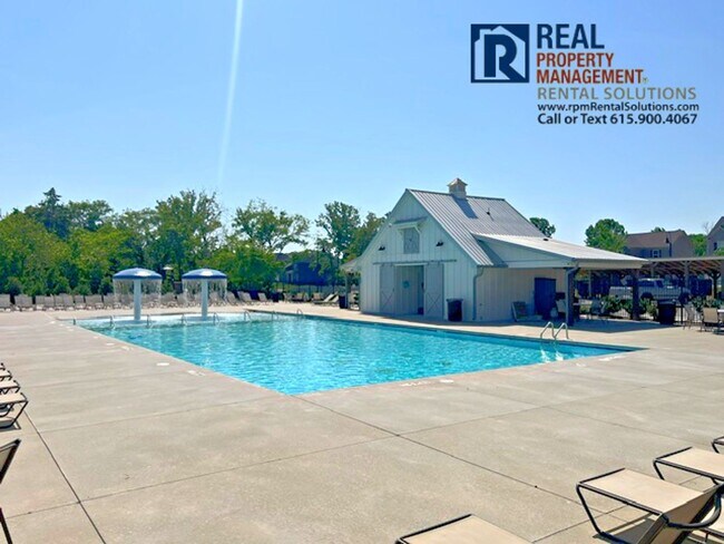 Building Photo - Great 4 bd 2.5 ba with attached garage and large deck!