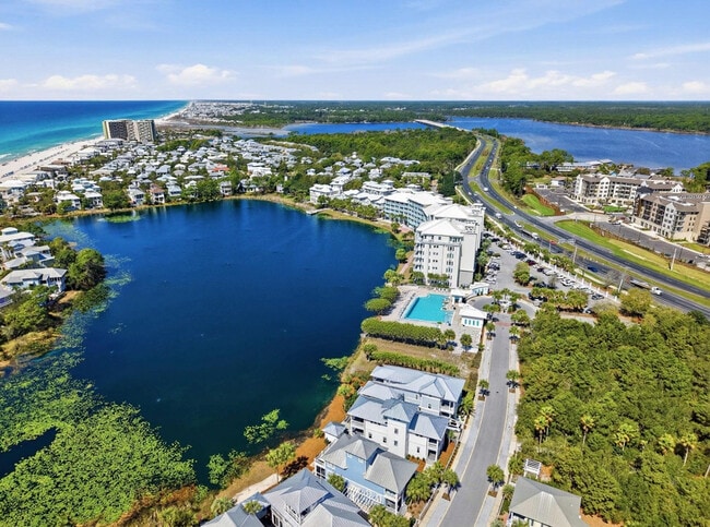 Building Photo - 419 Lakefront Dr