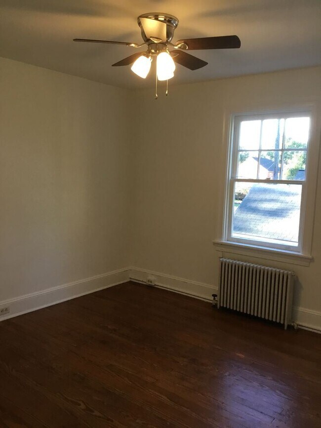Building Photo - 3 br, 2 bath House - 2090 NEW DANVILLE PIKE