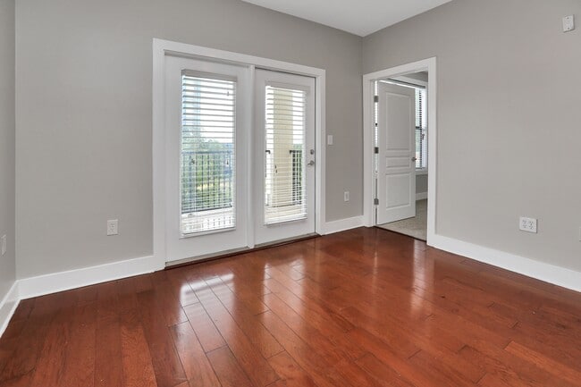 Building Photo - 799 Hammond Dr