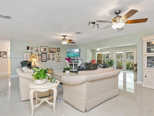 Building Photo - 20565 SW 80th Pl