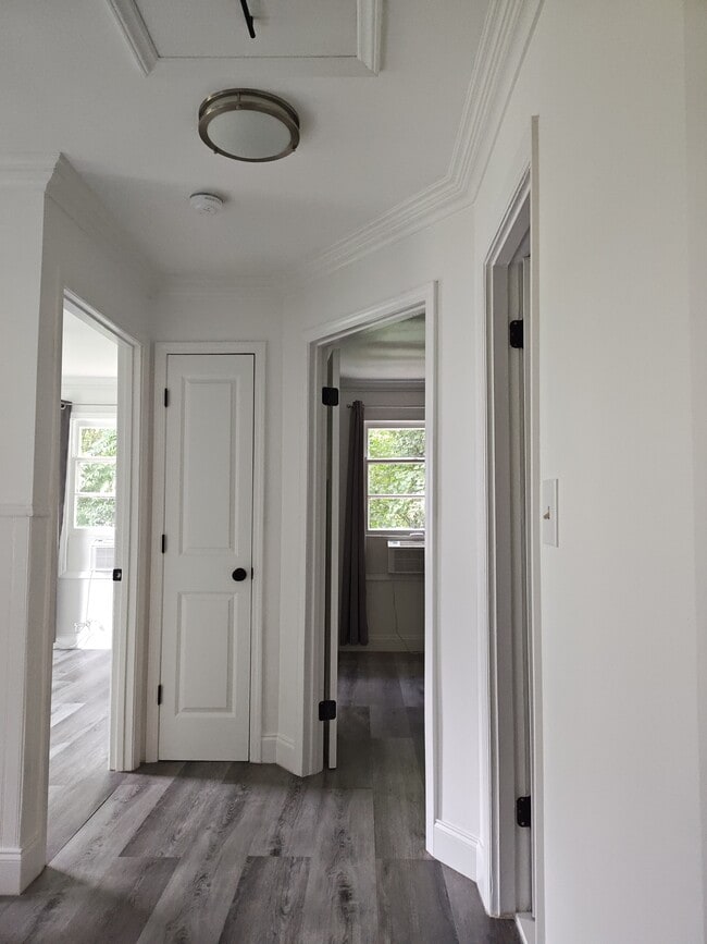 Hallway to bedrooms and bathroom - 103 Blue Ln