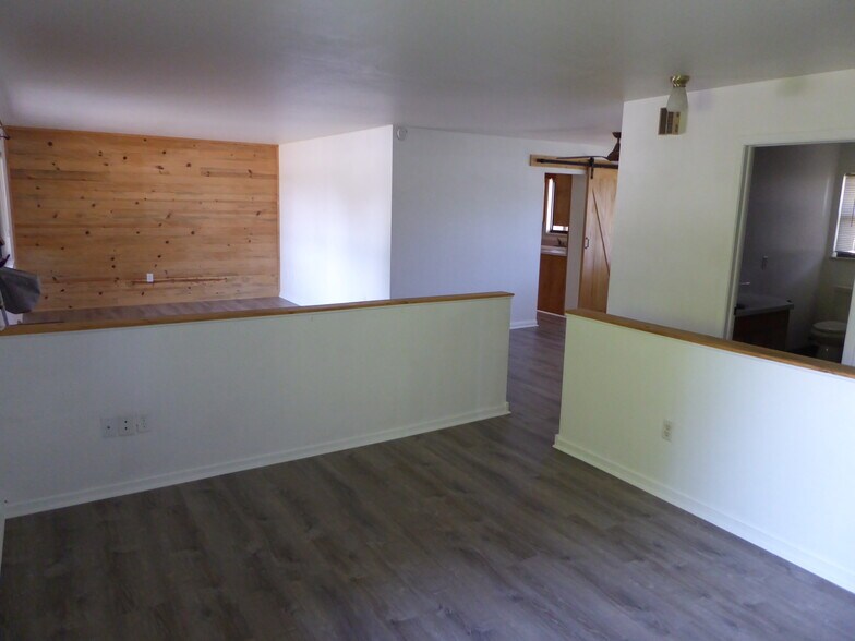 Building Photo - 3021 S Taft Hill Rd