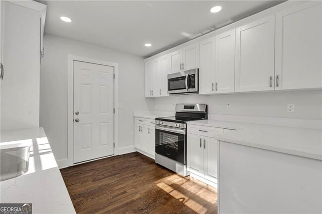 Building Photo - 1271 Lorenzo Dr SW