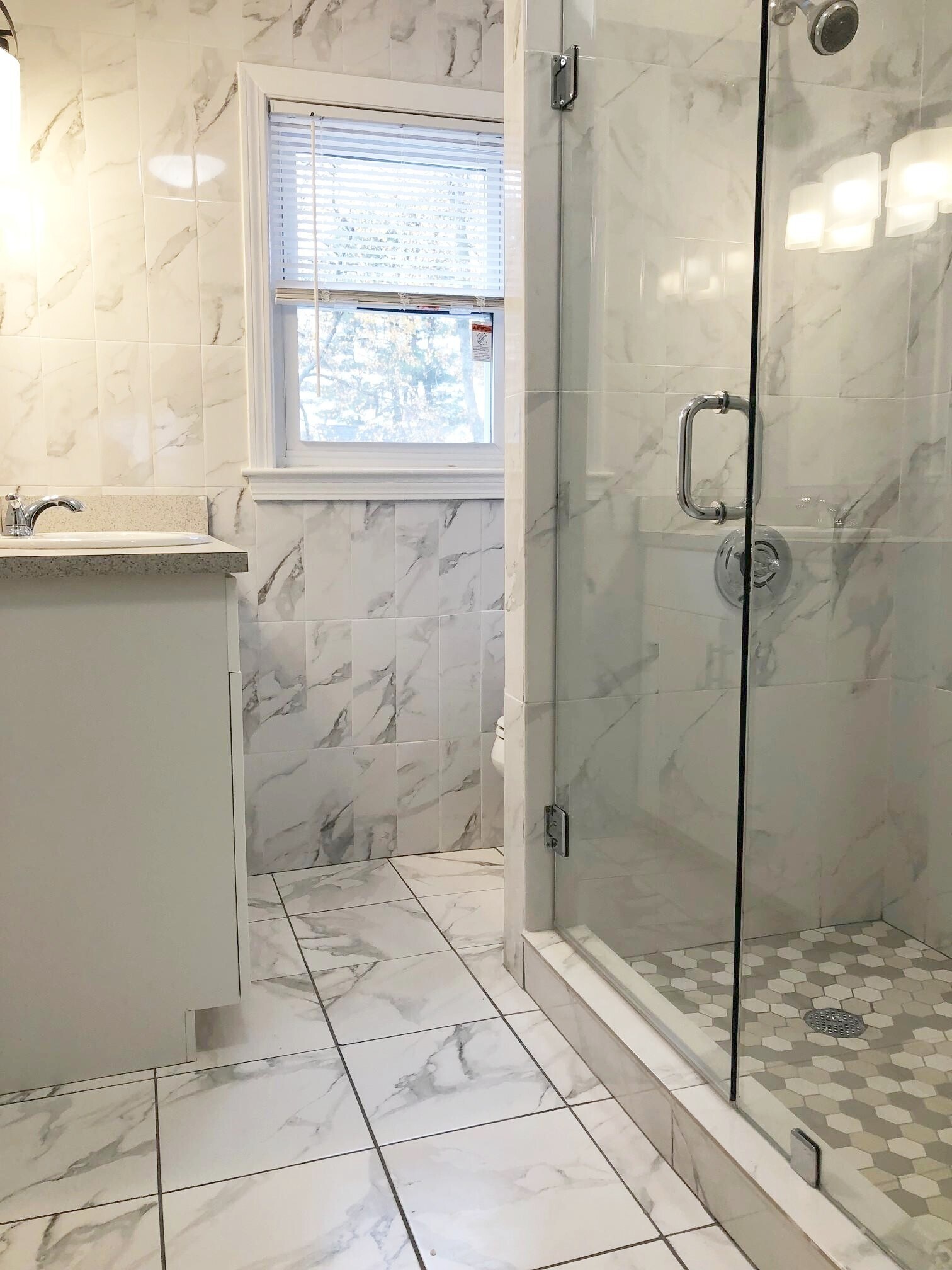 Building Photo - 249 Bridge St