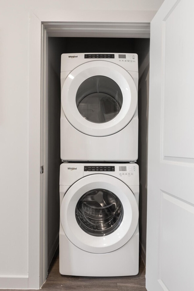 Building Photo - 5820 1/2 Cameron Rd