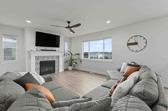 Building Photo - 10224 Ramble Dr NW