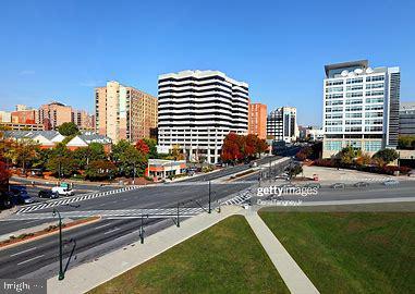 Building Photo - 500 Thayer Ave