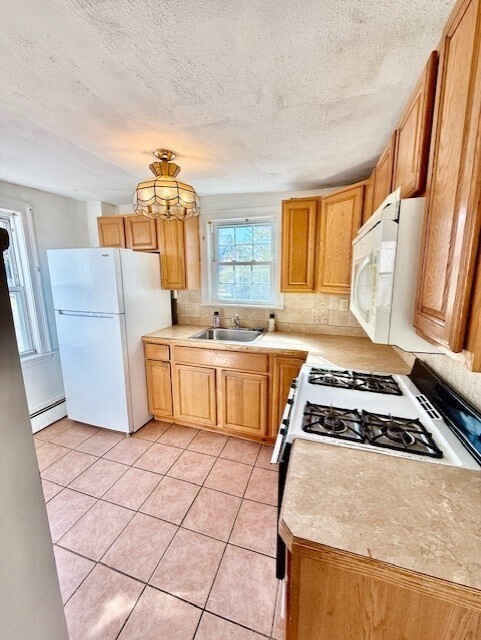 Building Photo - 14 Amity St