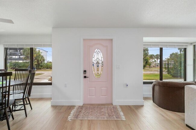 Building Photo - 1950 Nebraska Ave