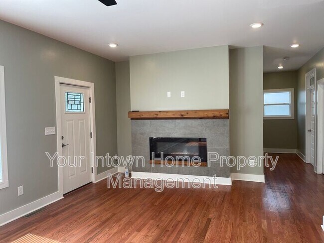 Building Photo - 797 Brownwood Ave SE