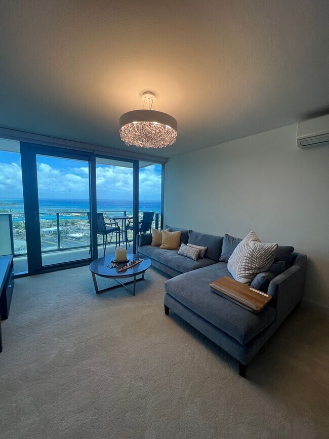 Building Photo - Furnished 2 bedroom, 2 bath 2 parking at The Collection!