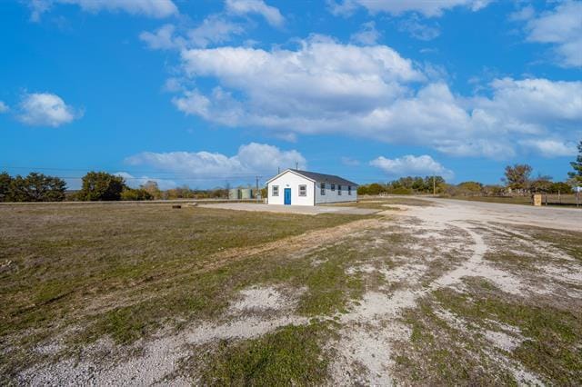 Building Photo - 147 Western Lake Dr
