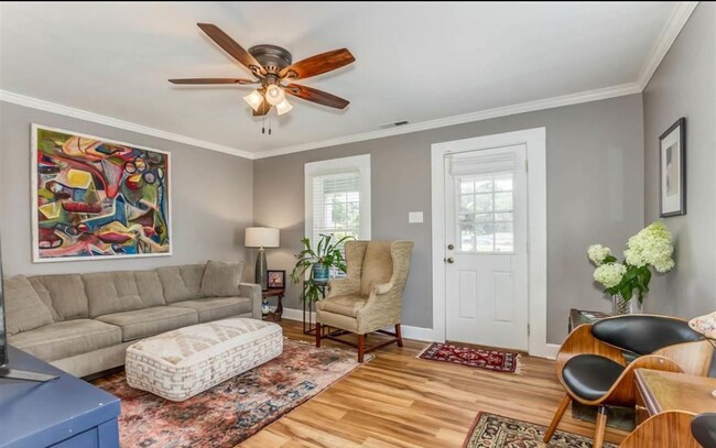 Building Photo - 605 48th St S