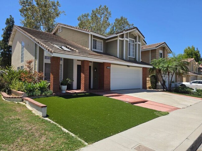 Building Photo - 398 N Brook Glen Ln