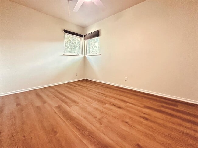 Building Photo - 7517 Eastcrest Dr