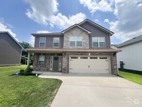 Building Photo - 5 Bedroom 2 1/2 Bathroom Home