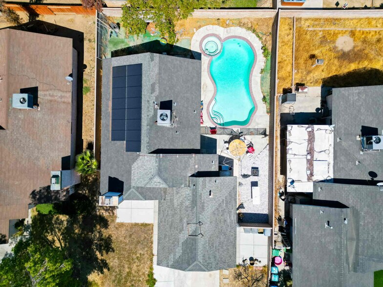 Building Photo - 837 Sunrise Ct