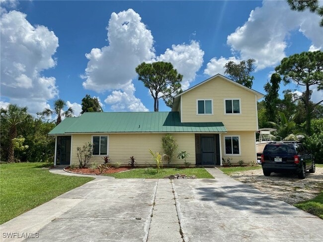 Building Photo - 17373 W Carnegie Cir