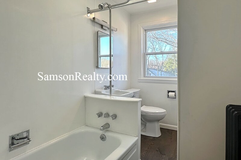 Building Photo - 19 Fairmount Ave