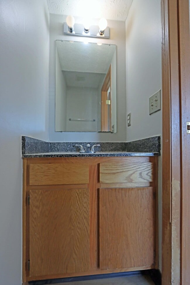 Building Photo - 4897 Nieles Edge Dr