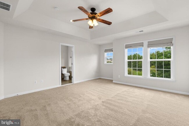 Building Photo - 22664 Amberjack Square