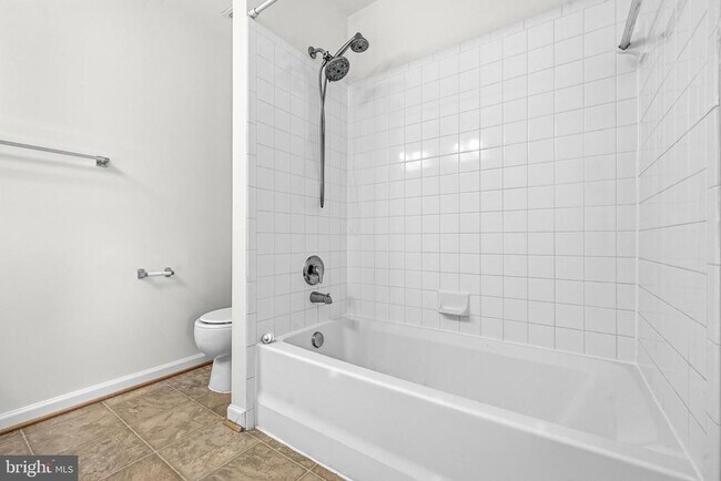 Building Photo - 5407 Silver Maple Ln