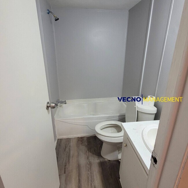 Building Photo - 3525 E Main St