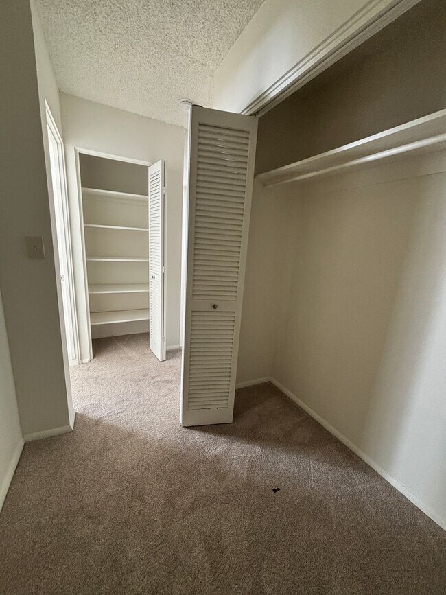 Building Photo - Hawaii Kai - The Village Green - 3 Bdrm/2 Bath/2 Prkg - $3,400