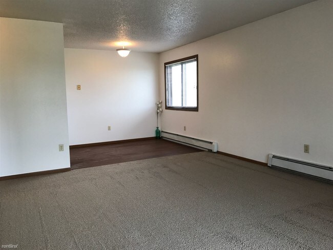 Building Photo - 2835 Hawken St