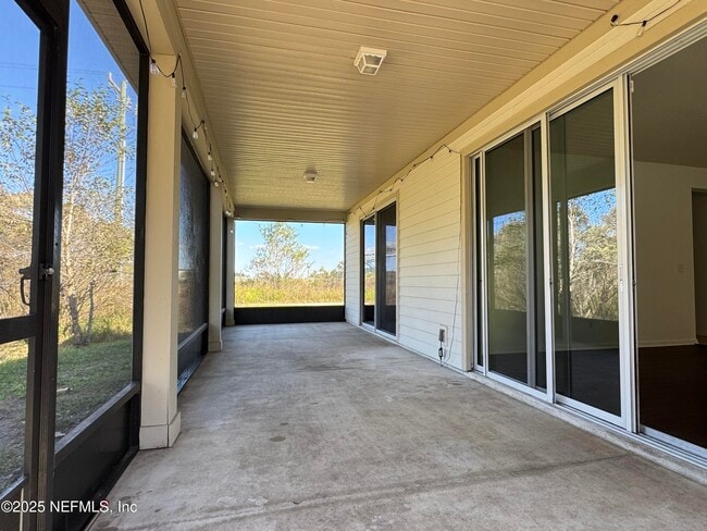 Building Photo - 2904 Laurel Springs Dr